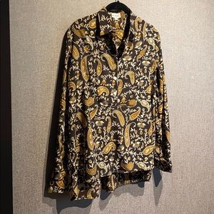 NWOT At Last brown paisley button down
